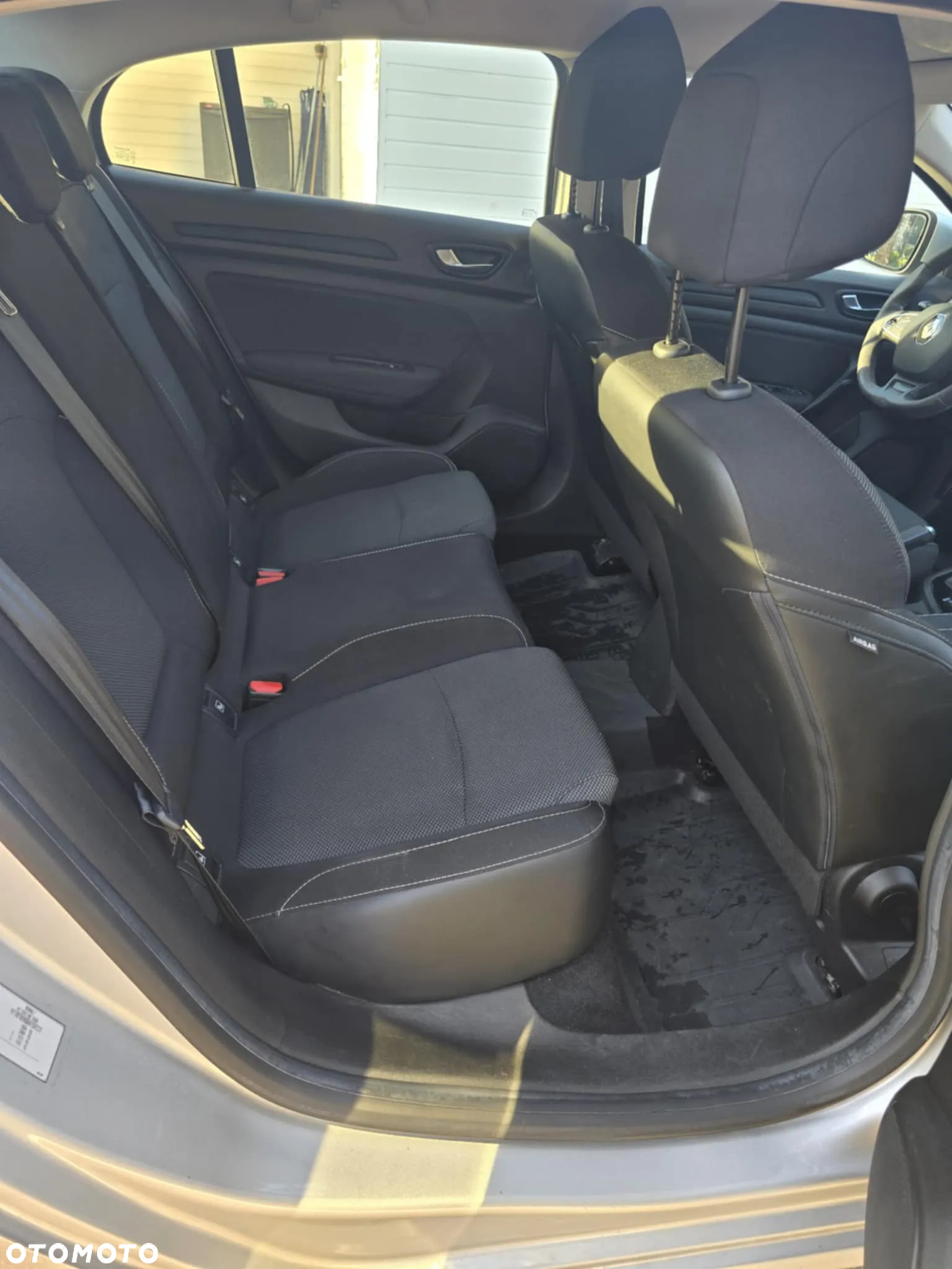 Renault Megane 1.3 TCe FAP Business - 9