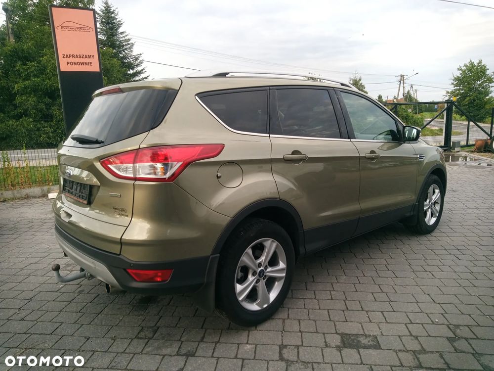 Ford Kuga 1.5 EcoBoost 2x4 Trend - 4