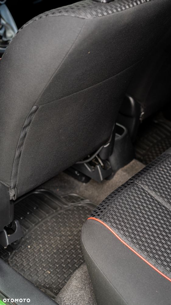 Mazda 2 1.5 MZR Sports-Line - 24