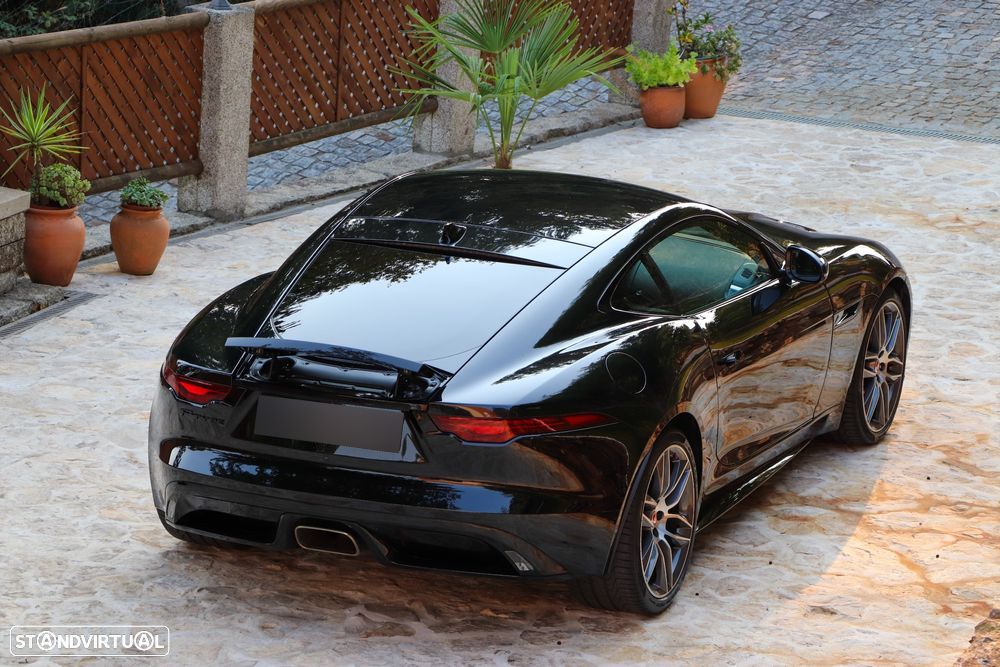 Jaguar F-Type 2.0 i4 R-Dynamic Black - 16