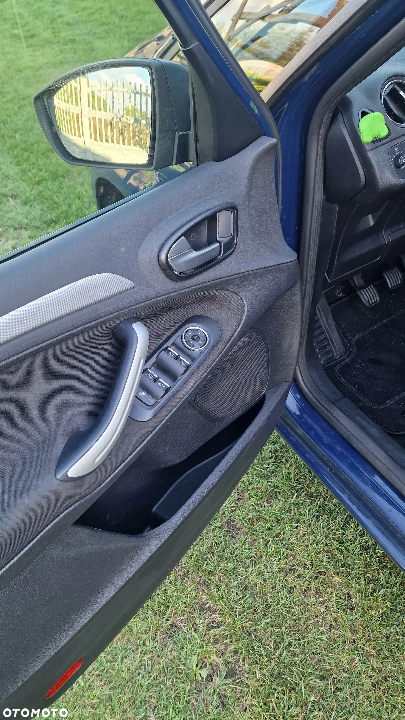 Ford S-Max 2.0 TDCi DPF Trend - 12
