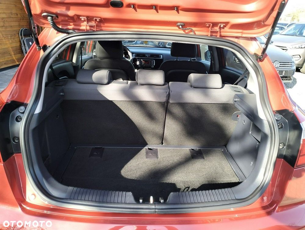 Kia Rio - 29