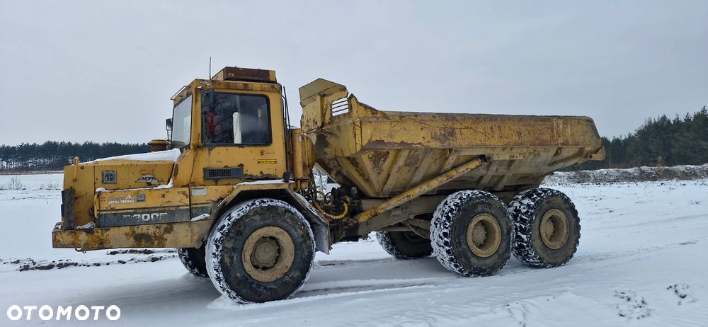 Caterpillar D300B - 3