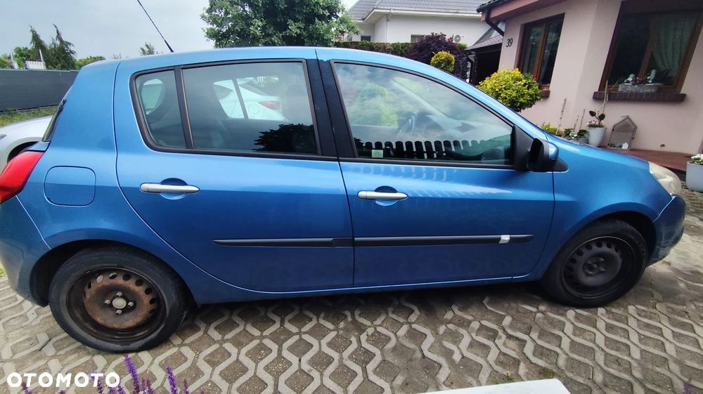Renault Clio 1.2 16V Alize - 6