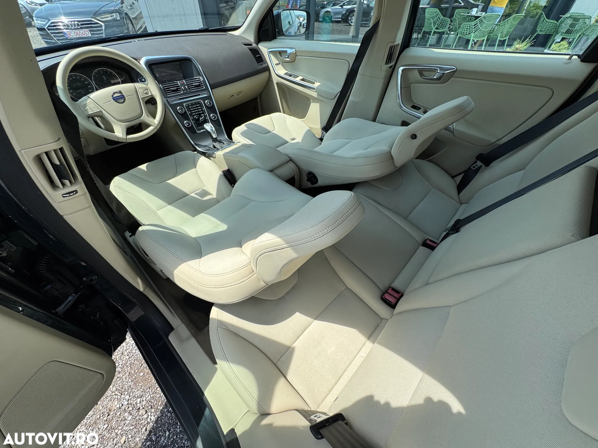 Volvo XC 60 D3 Geartronic Kinetic - 23