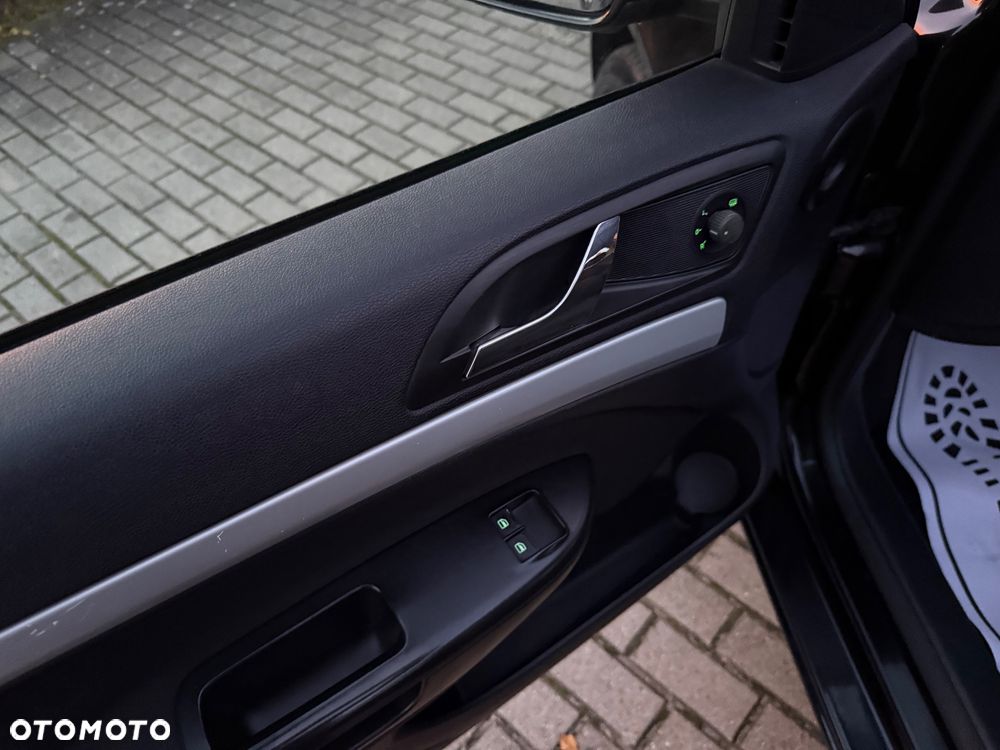 Skoda Octavia 1.6 Ambiente - 13