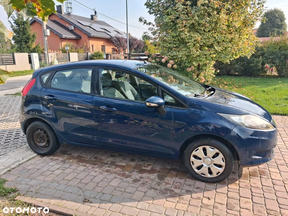 Ford Fiesta 2011 photo 5