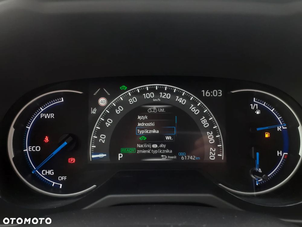 Toyota RAV4 - 16
