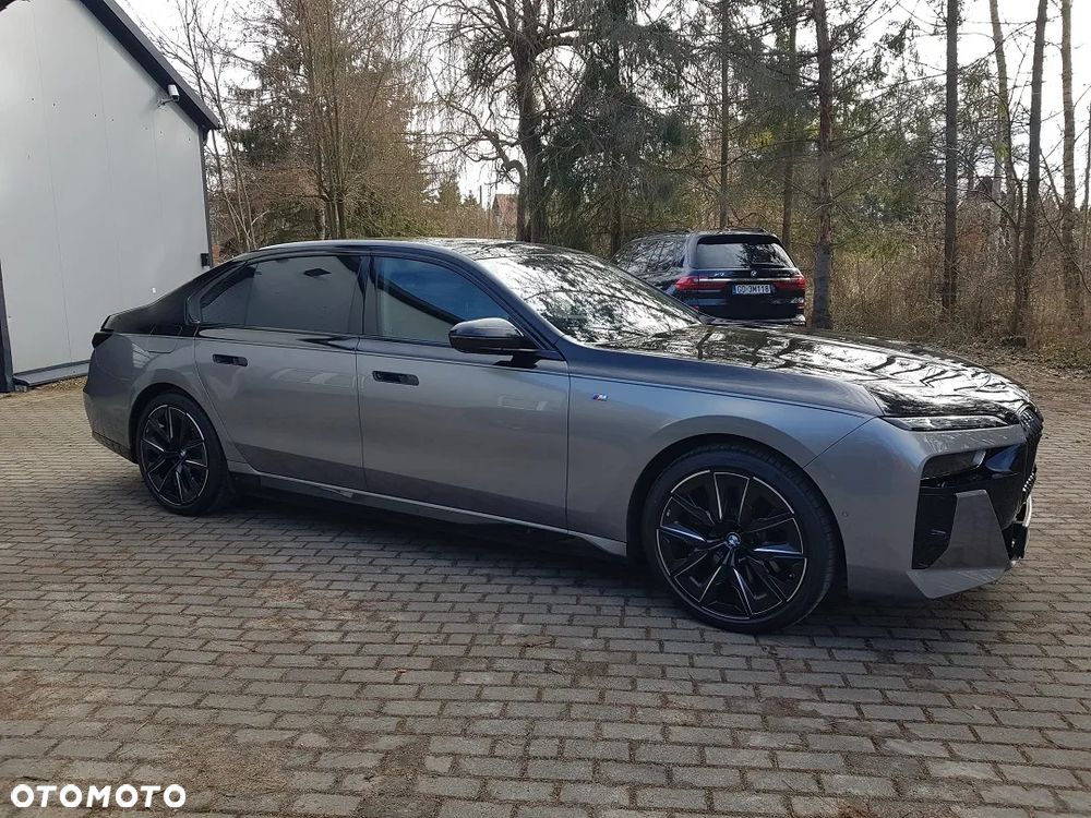 BMW i7 105.7kWh xDrive60 M Sport - 9