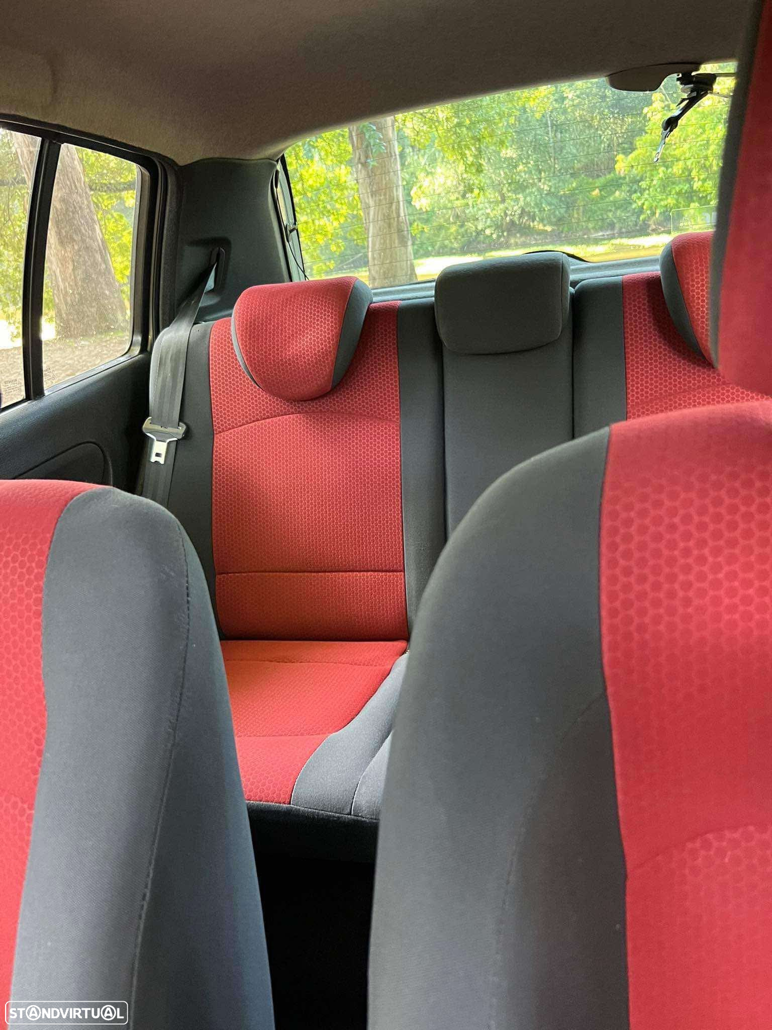 Renault Clio 1.2 16V S - 7