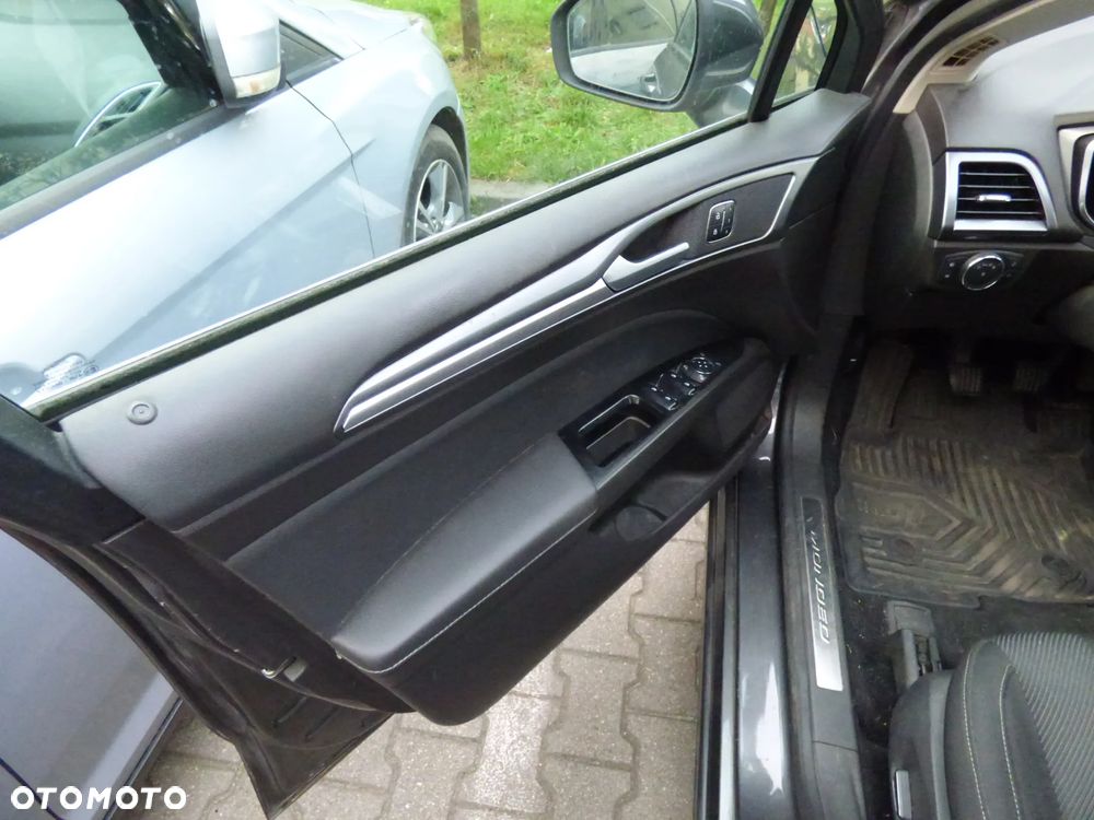 Ford Mondeo 1.5 EcoBoost Titanium - 16