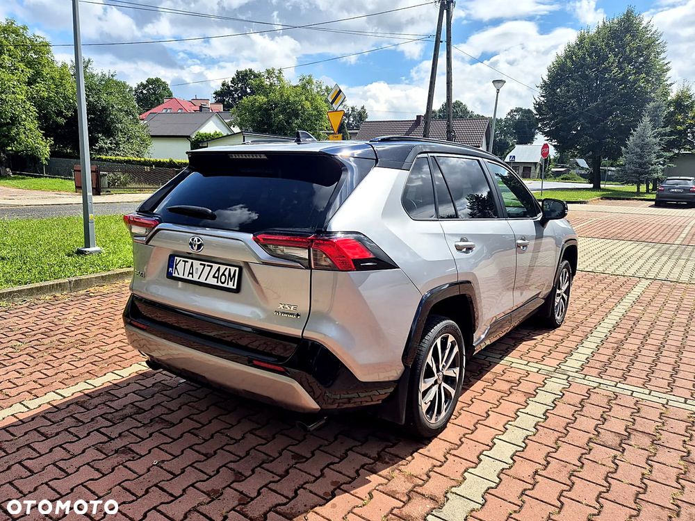 Toyota RAV4 - 5