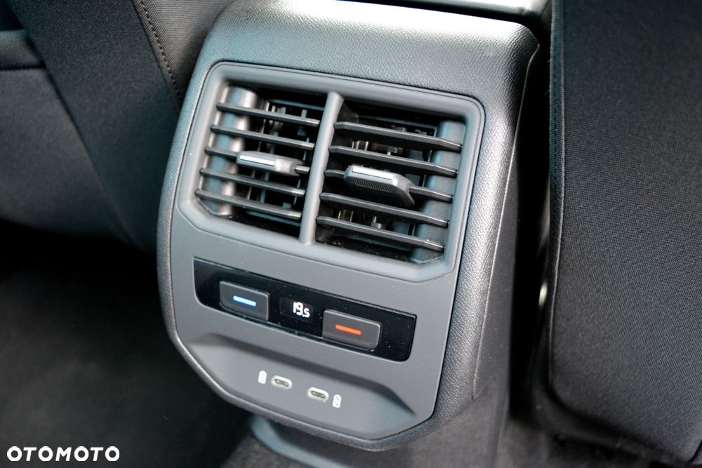 Seat Leon 2.0 TDI Style S&S DSG - 20