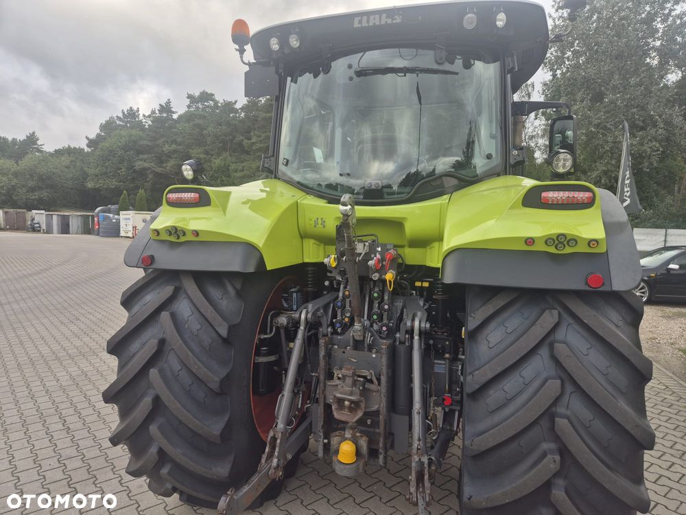 Claas Arion 660 - 8