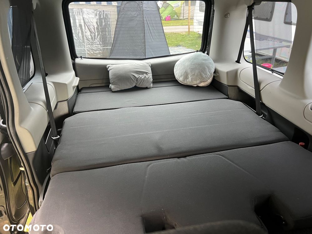 Renault Trafic 2.0 dCi 115 Evado - 19
