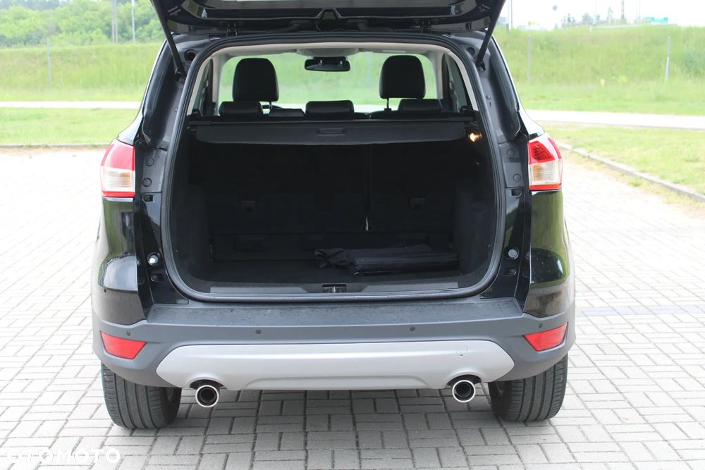 Ford Kuga - 32