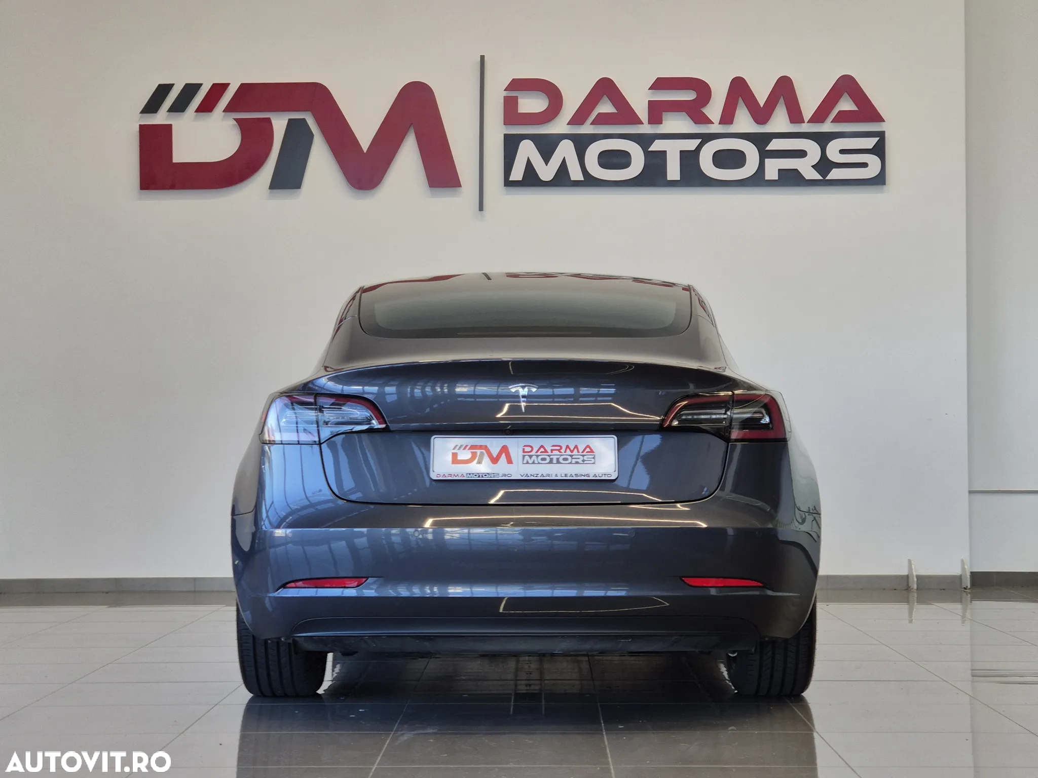 Tesla Model 3 Standard Reichweite Plus Hinterradantrieb - 12