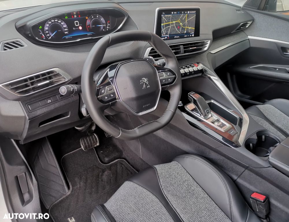 Peugeot 3008 1.5 BlueHDI S&S EAT8 Allure - 12