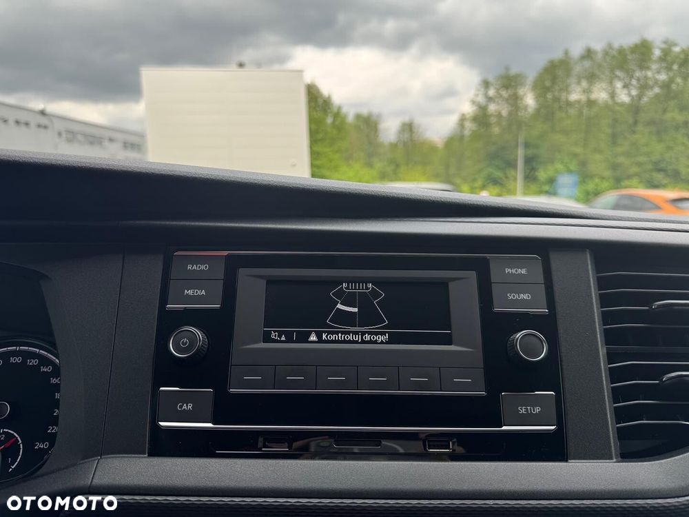 Volkswagen Transporter Kombi L2H1 - 17