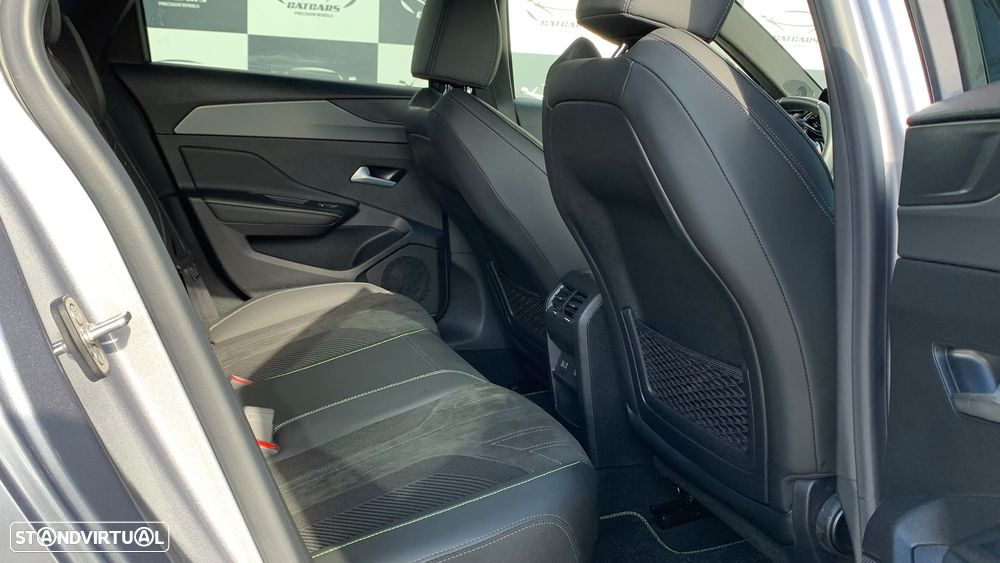 Peugeot 308 SW 1.6 Hybrid GT e-EAT8 - 27