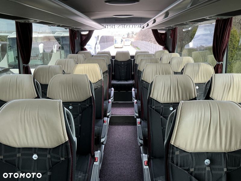Mercedes-Benz TOURISMO - 33