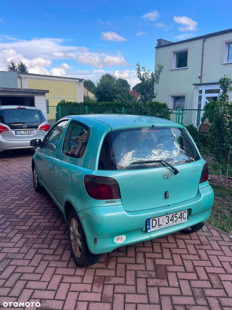 Toyota Yaris - 6
