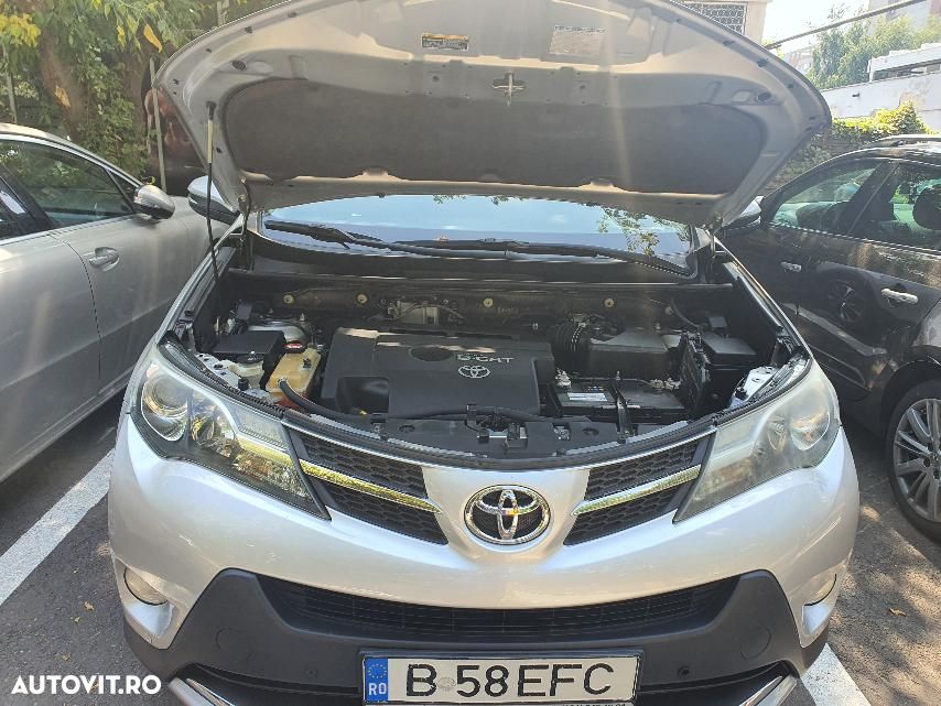 Toyota RAV4 2.2 D-4CAT 4WD Aut Executive - 27