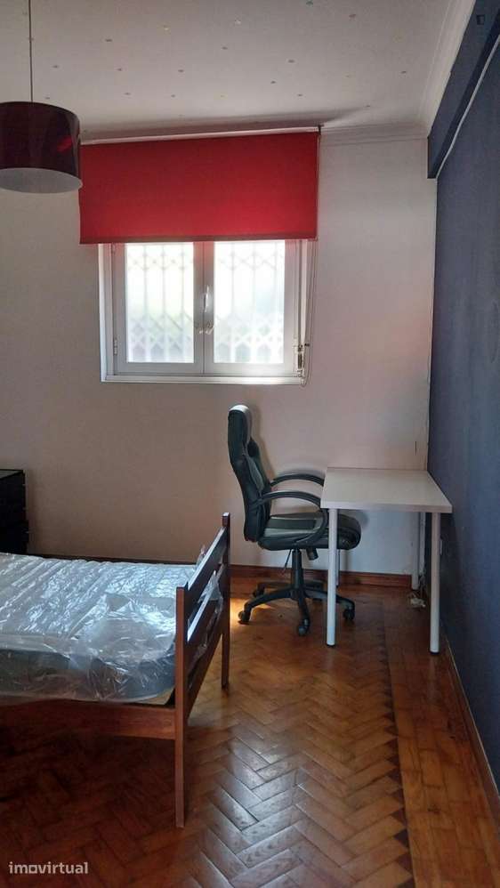 Quarto - localizado em Amadora Lisbon - Grande imagem: 3/16