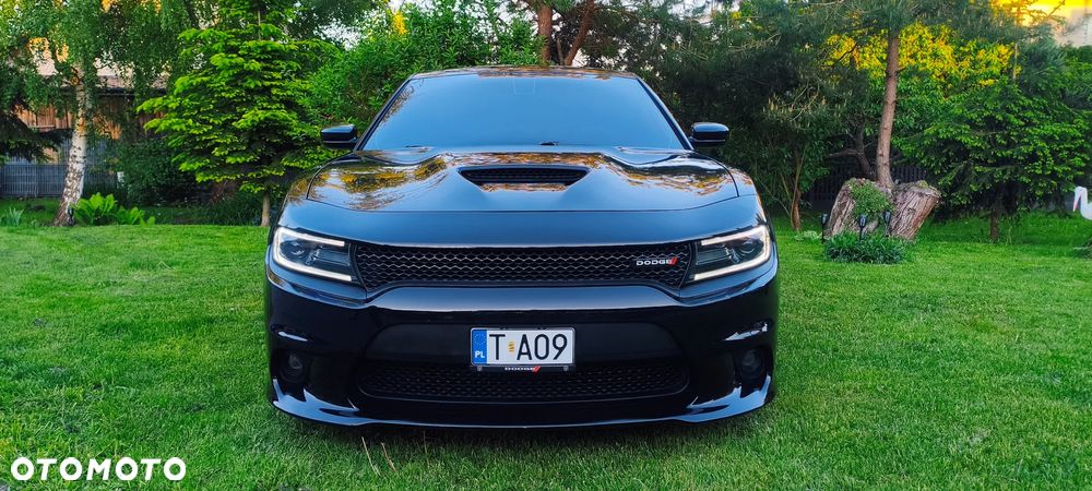 Dodge Charger 5.7 R/T - 2