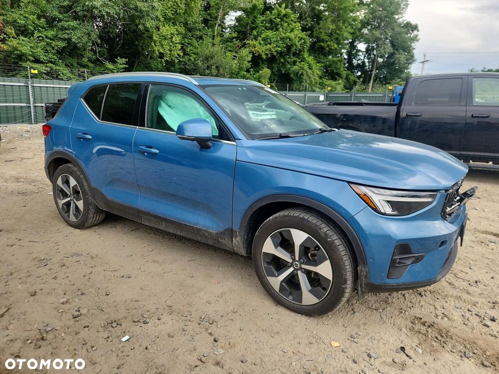 Volvo XC 40 B5 B AWD Ultimate Dark - 5