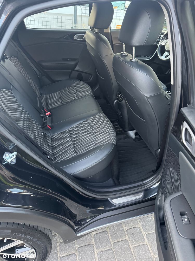 Kia XCeed 1.6 GDI PHEV L Business Line DCT - 17