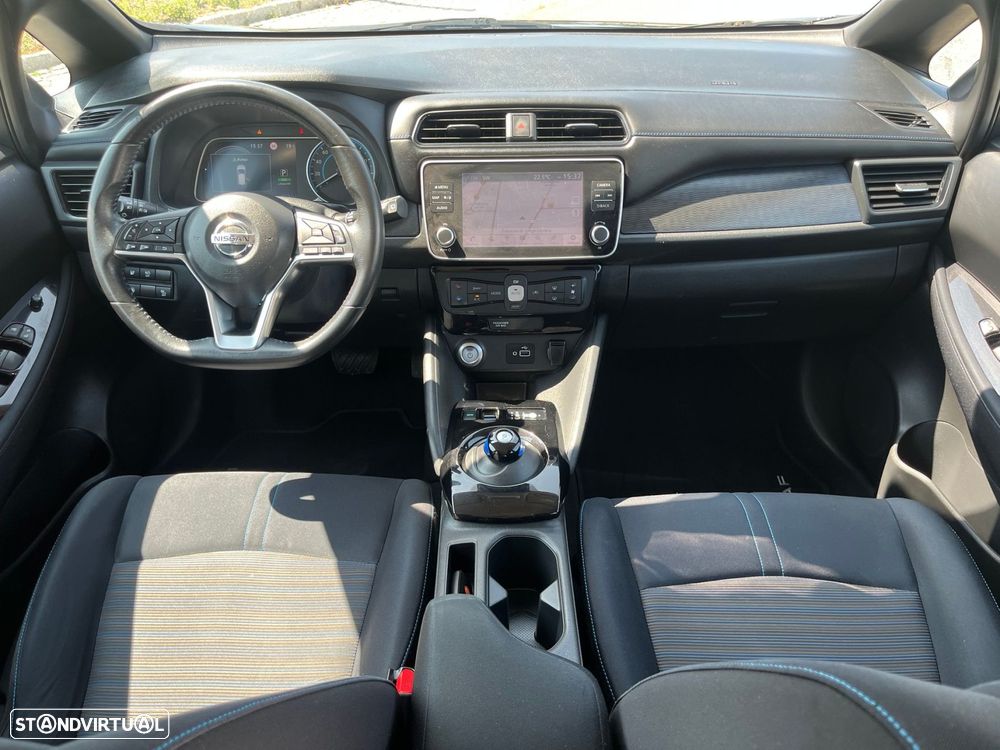 Nissan Leaf 40 kWh Tekna - 13