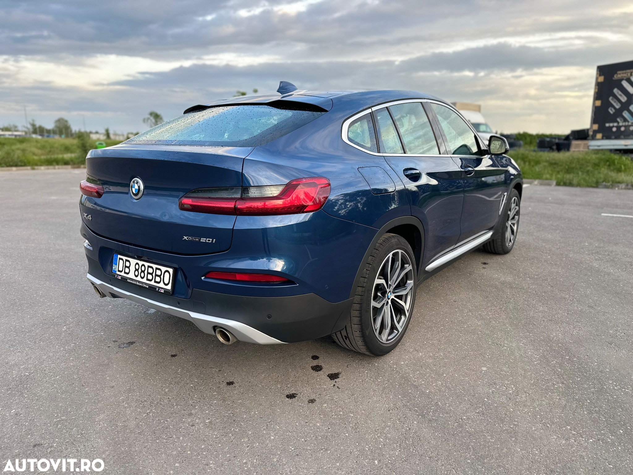 BMW X4 xDrive20i AT xLine - 5