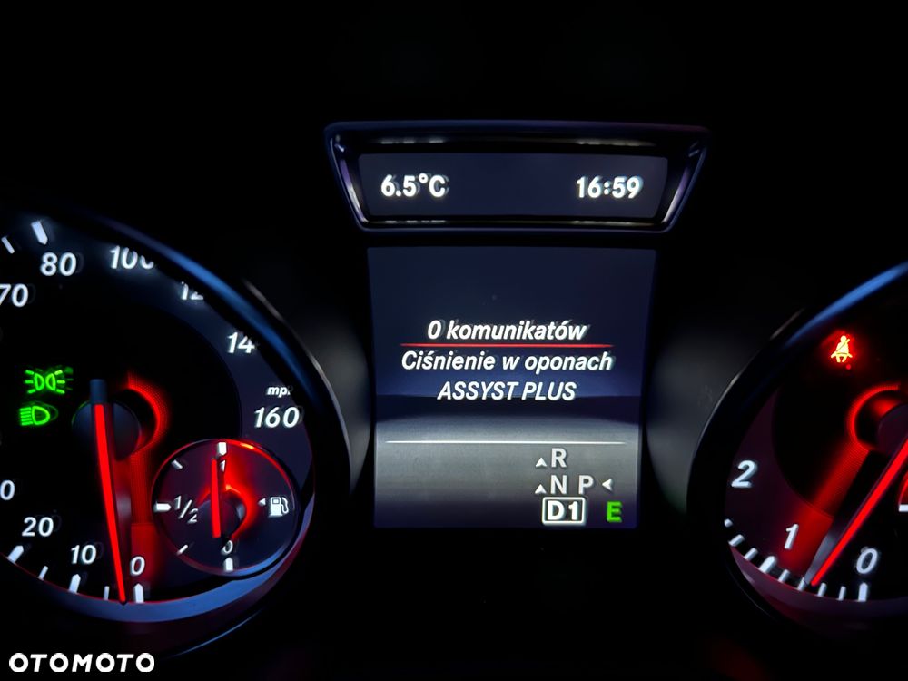 Mercedes-Benz CLA 250 4-Matic - 28