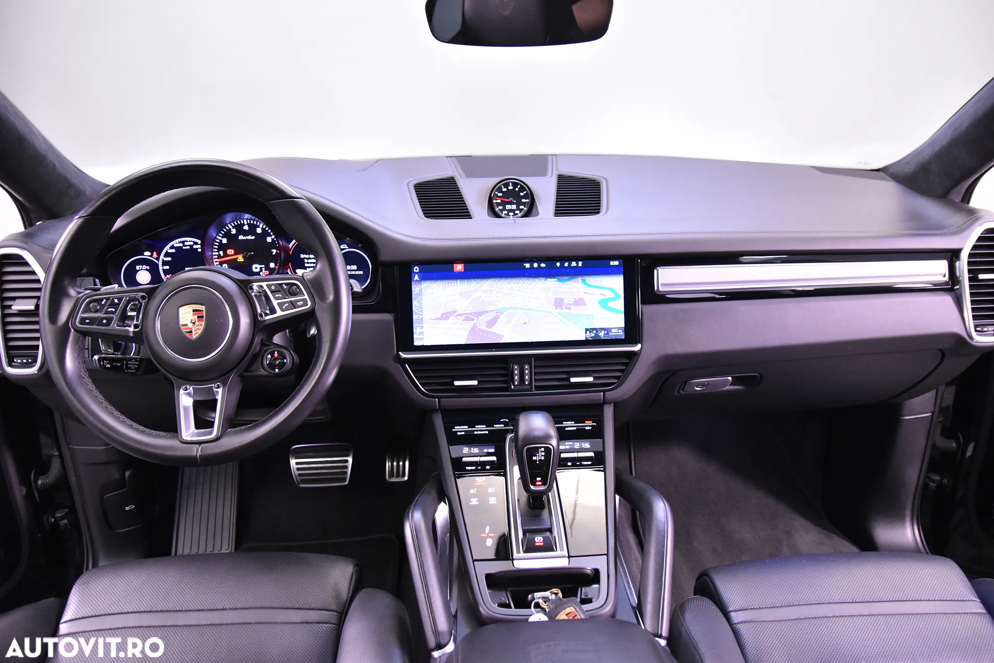 Porsche Cayenne Coupe Turbo - 9