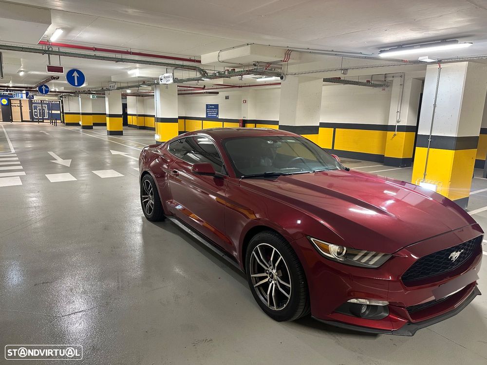 Ford Mustang 2.3 Eco Boost Aut. - 3