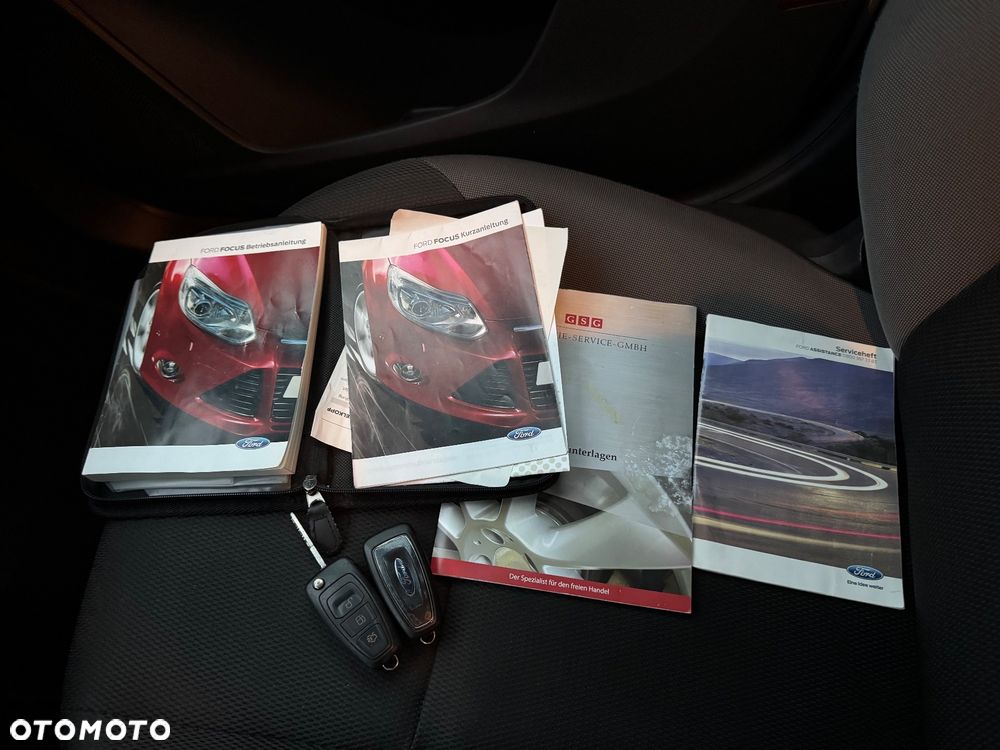 Ford Focus 1.6 TDCi DPF SYNC Edition - 30