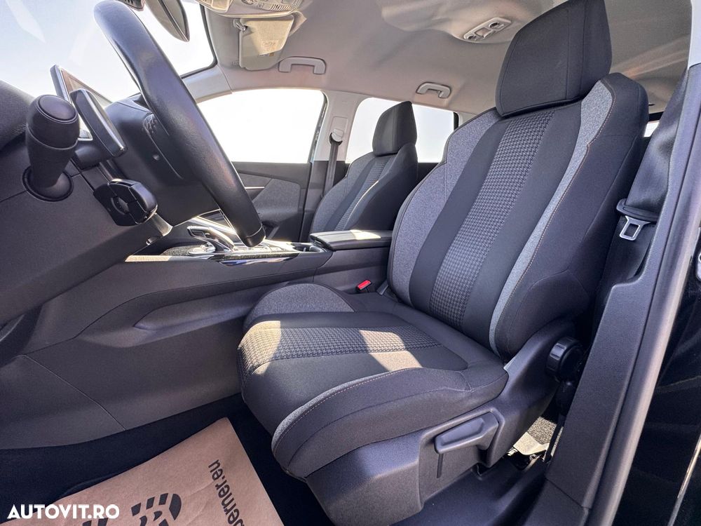 Peugeot 5008 1.2 Puretech Allure Aut. - 18