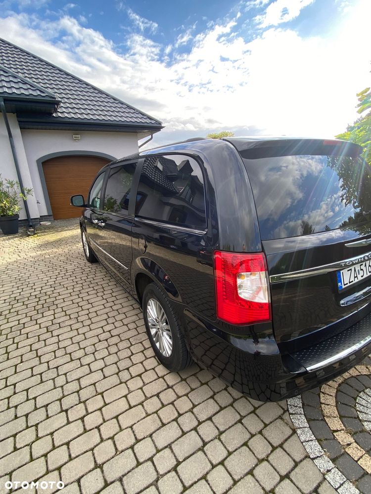 Chrysler Town & Country 3.6 Touring - 6