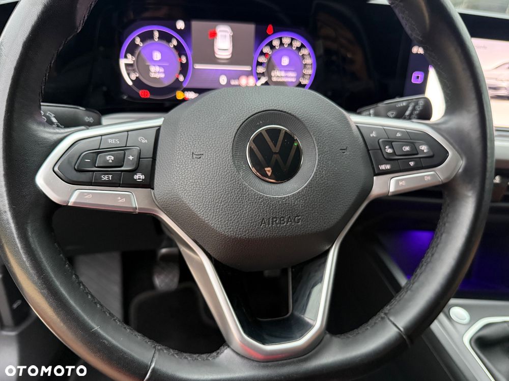 Volkswagen Golf - 21