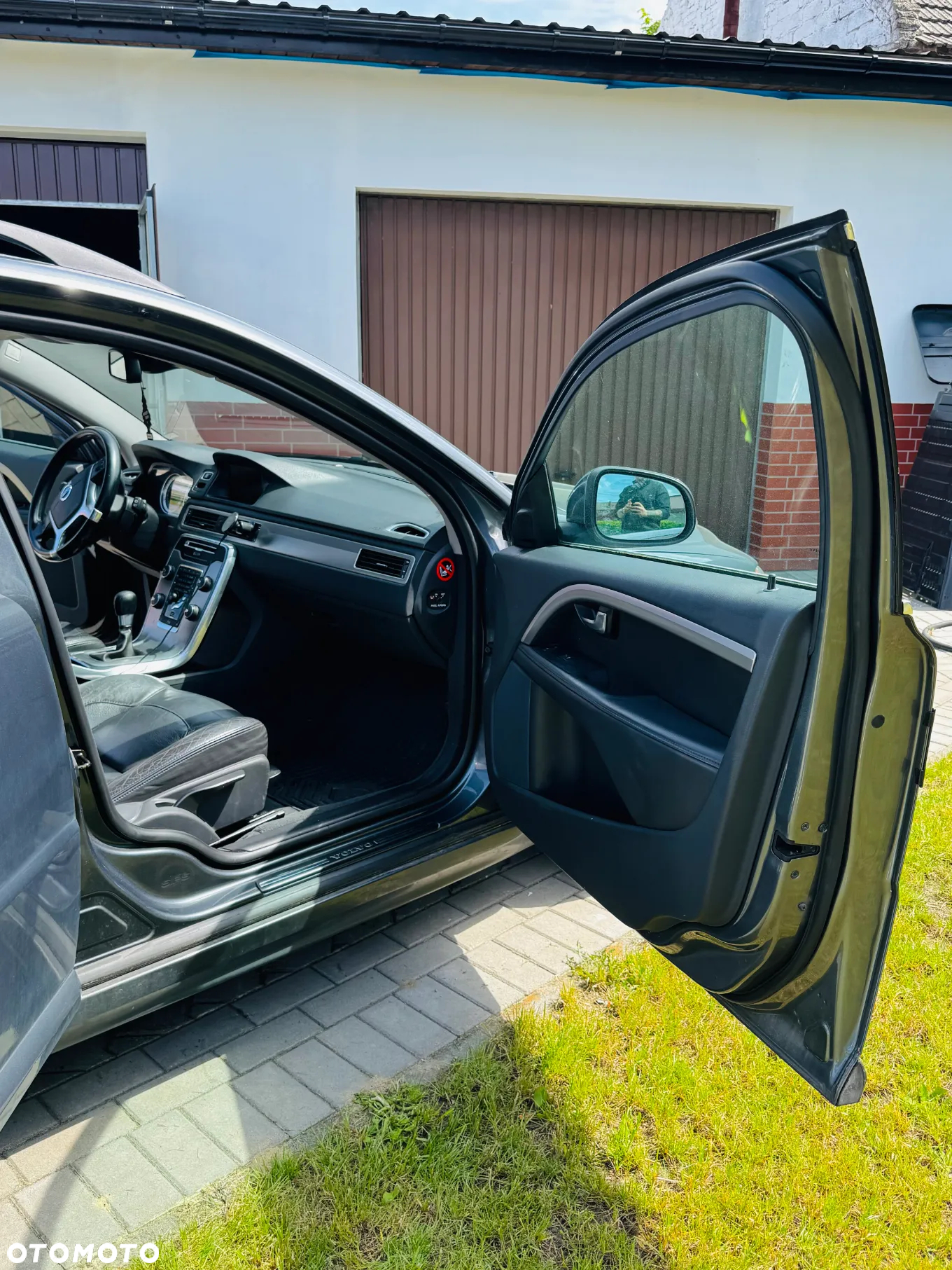 Volvo V70 D5 Momentum - 10