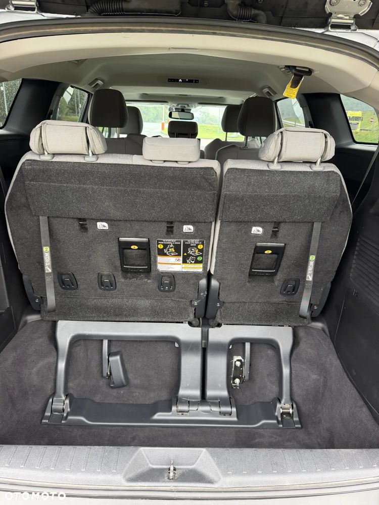 Toyota Sienna - 10