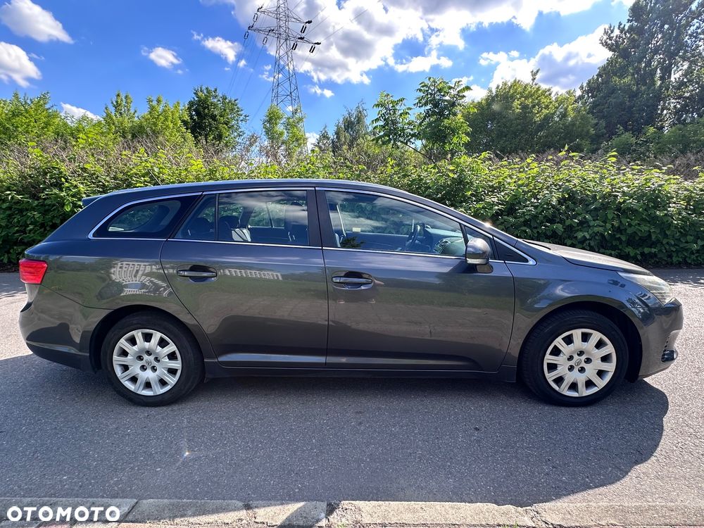 Toyota Avensis 2.0 D-4D Active - 7