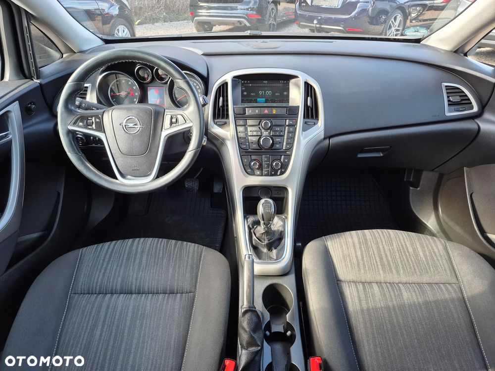 Opel Astra 1.4 T Cosmo - 7