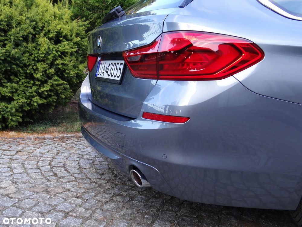 BMW Seria 5 520d - 30
