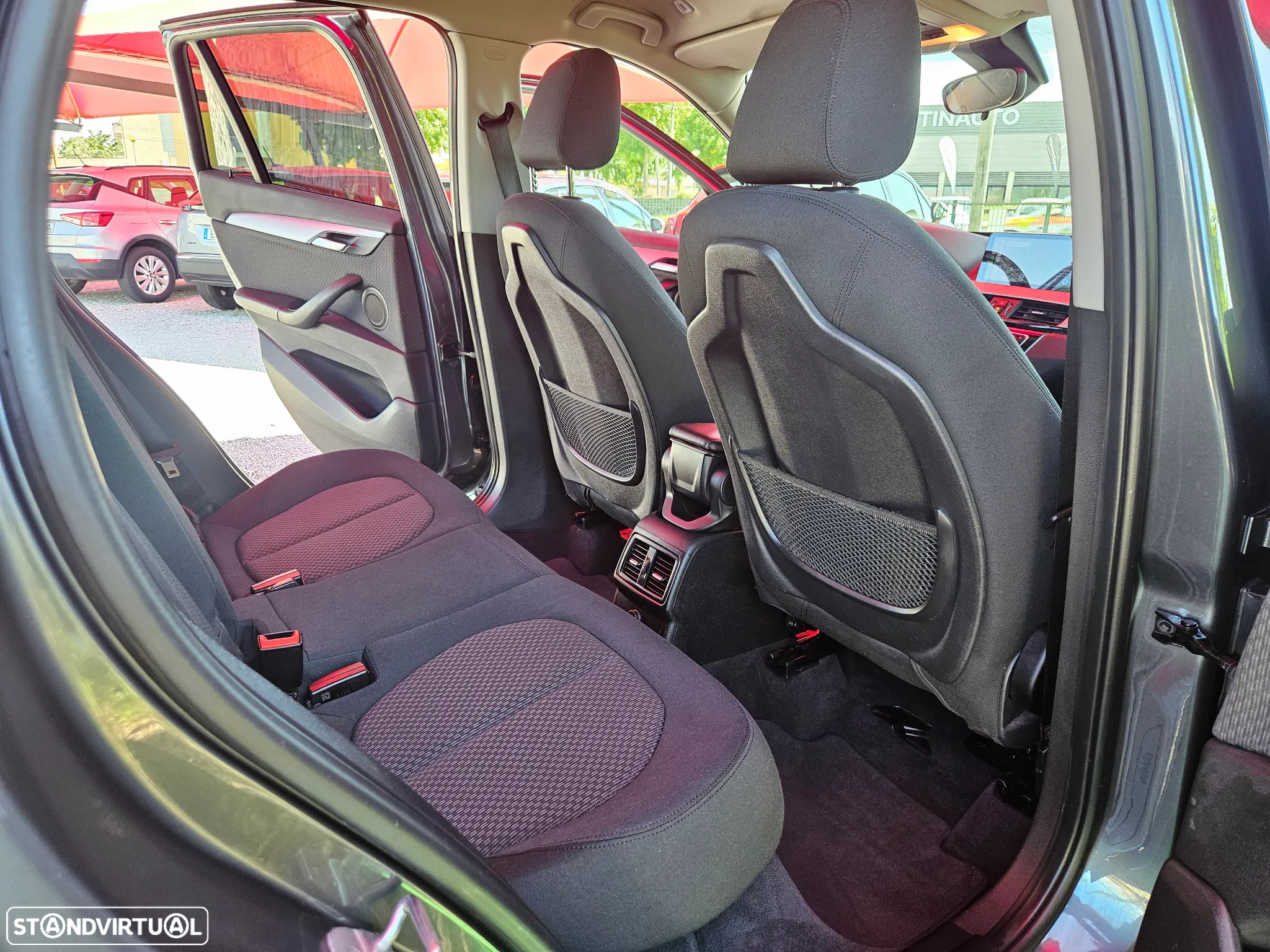 BMW X1 18 d sDrive Advantage - 22