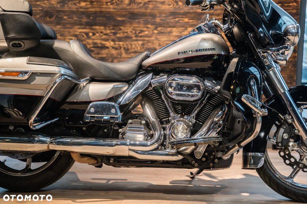 Harley-Davidson Touring Ultra Limited - 12