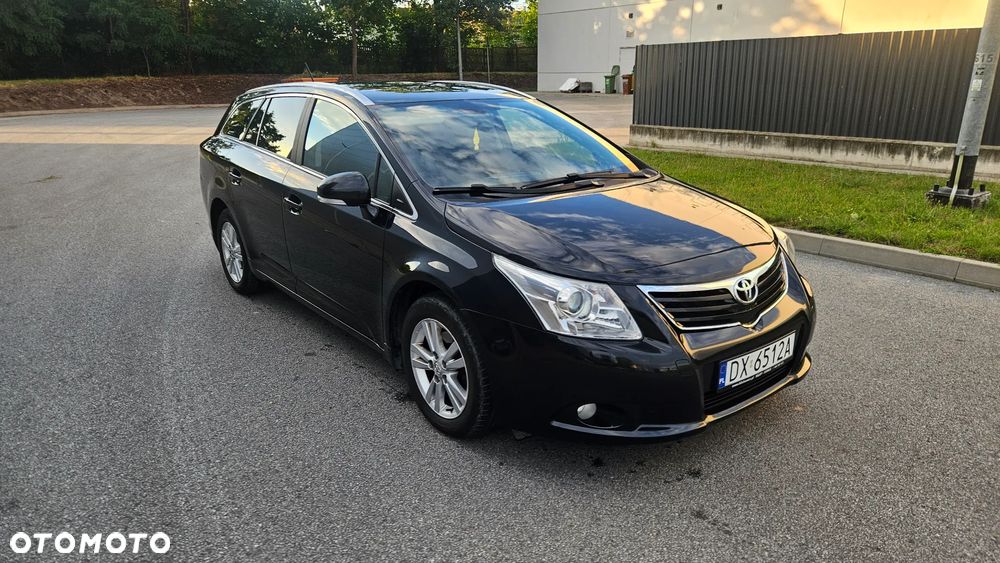 Toyota Avensis 2.0 D-4D Premium - 8