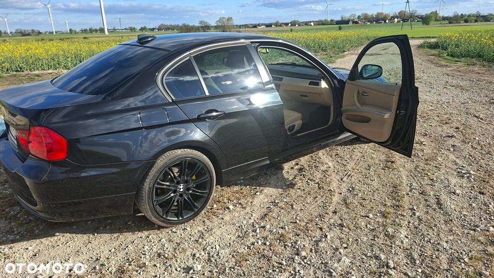 BMW Seria 3 320d - 4