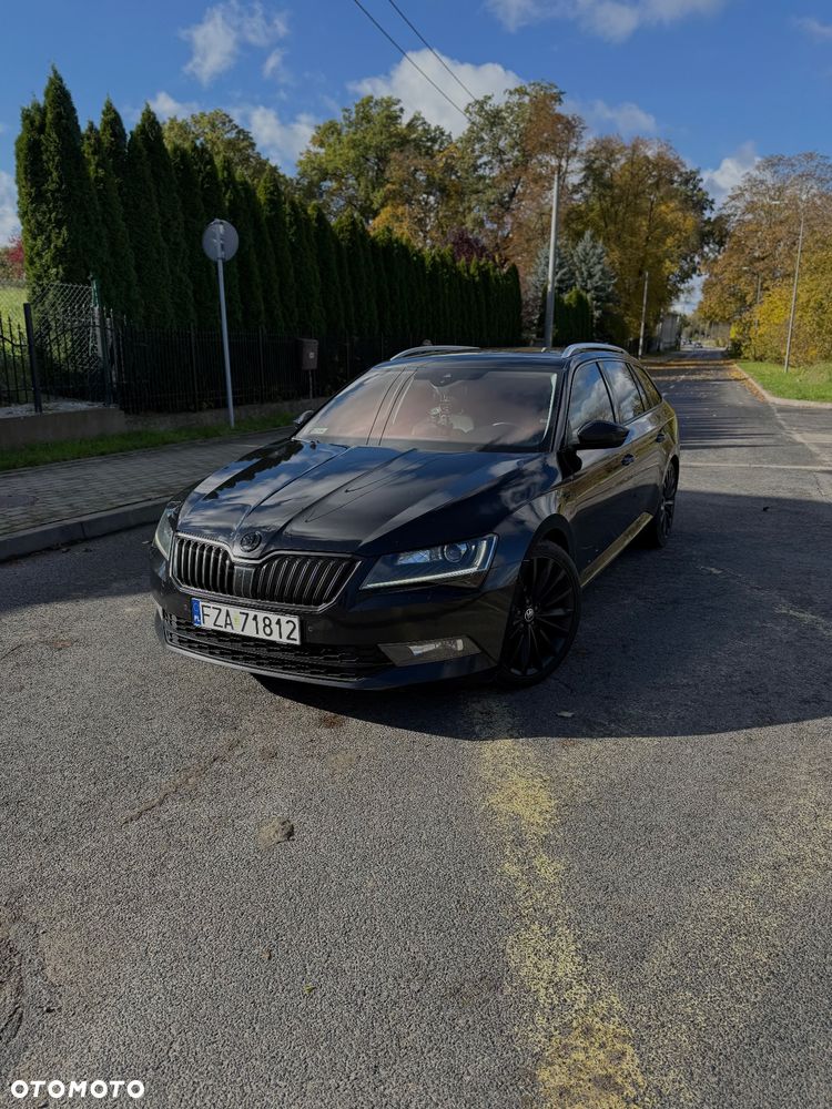 Skoda Superb 2.0 TDI DSG SportLine - 16
